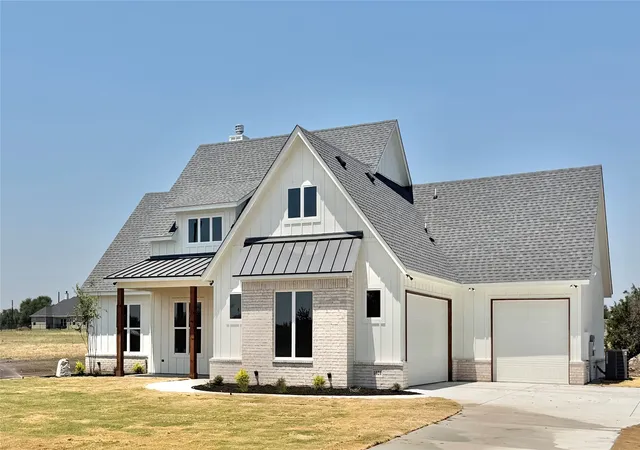 1st image of 1021 Sabrina Ct, Weatherford, TX 76085 | MLS# 21349978