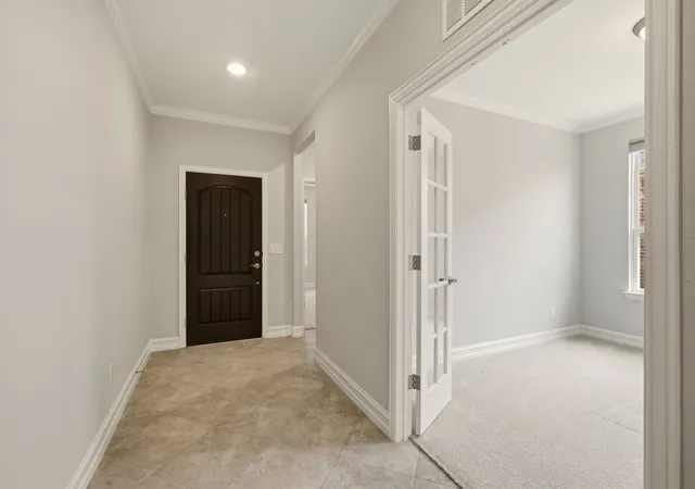 Photo 4 of Single family home for sale at 1681 Port Royal Ln, Frisco, TX 75036 | MLS# 21342433 | Listing updated on 2026-10-07