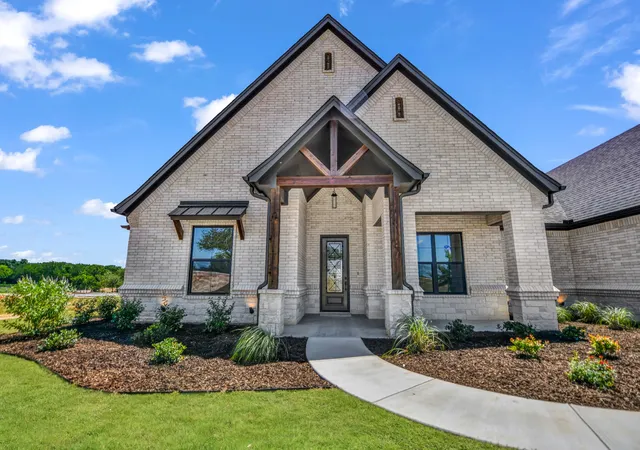 2nd image of 115 Guynell Rdg, Decatur, TX 76234 | MLS# 21350046