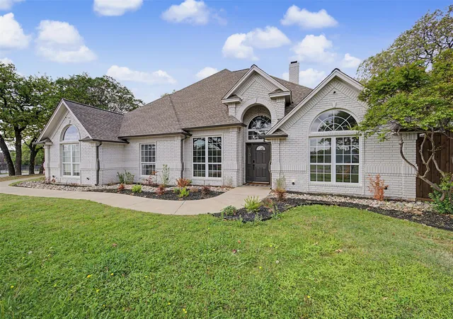 1st image of 1029 Oakridge Ct, Burleson, TX 76028 | MLS# 21350123