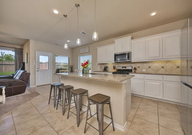 Photo 3 of Single family home for sale at 14125 Wrangler Wy, Haslet, TX 76052 | MLS# 21348543 | Listing updated on 2026-10-06