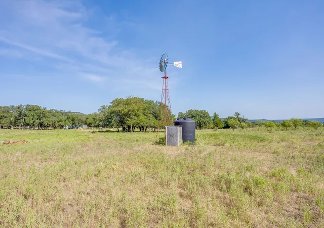 3rd image of 897 N Wilson, Palo Pinto, TX 76484 | MLS# 21348758