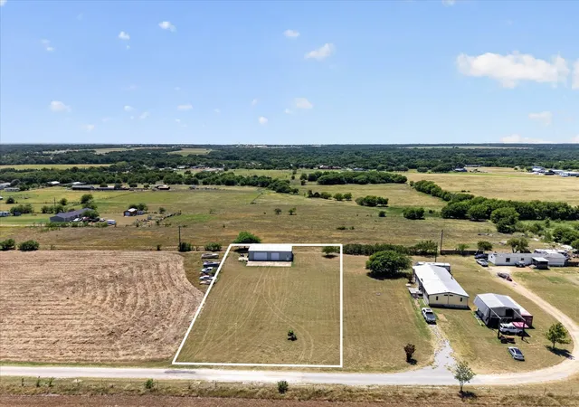 Photo 1 of Land for sale at 1489 Lone Elm Rd, Waxahachie, TX 75167 | MLS# 21348600 | Listing updated on 2026-09-23