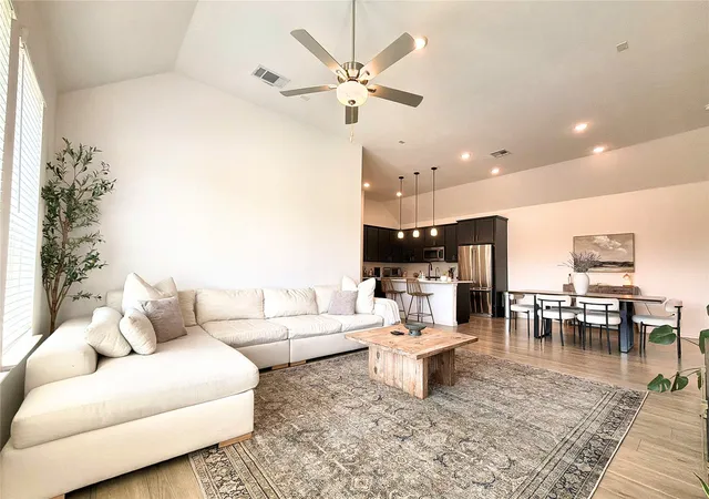 image of 1314 Broadview Dr, Garland, TX 75042 | MLS# 21350127