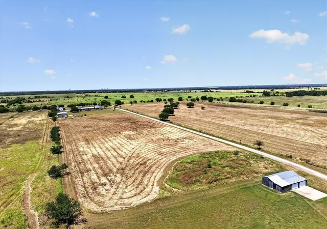 Photo 3 of Land for sale at 1495 Lone Elm Rd #B, Waxahachie, TX 75167 | MLS# 21348978 | Listing updated on 2026-09-23