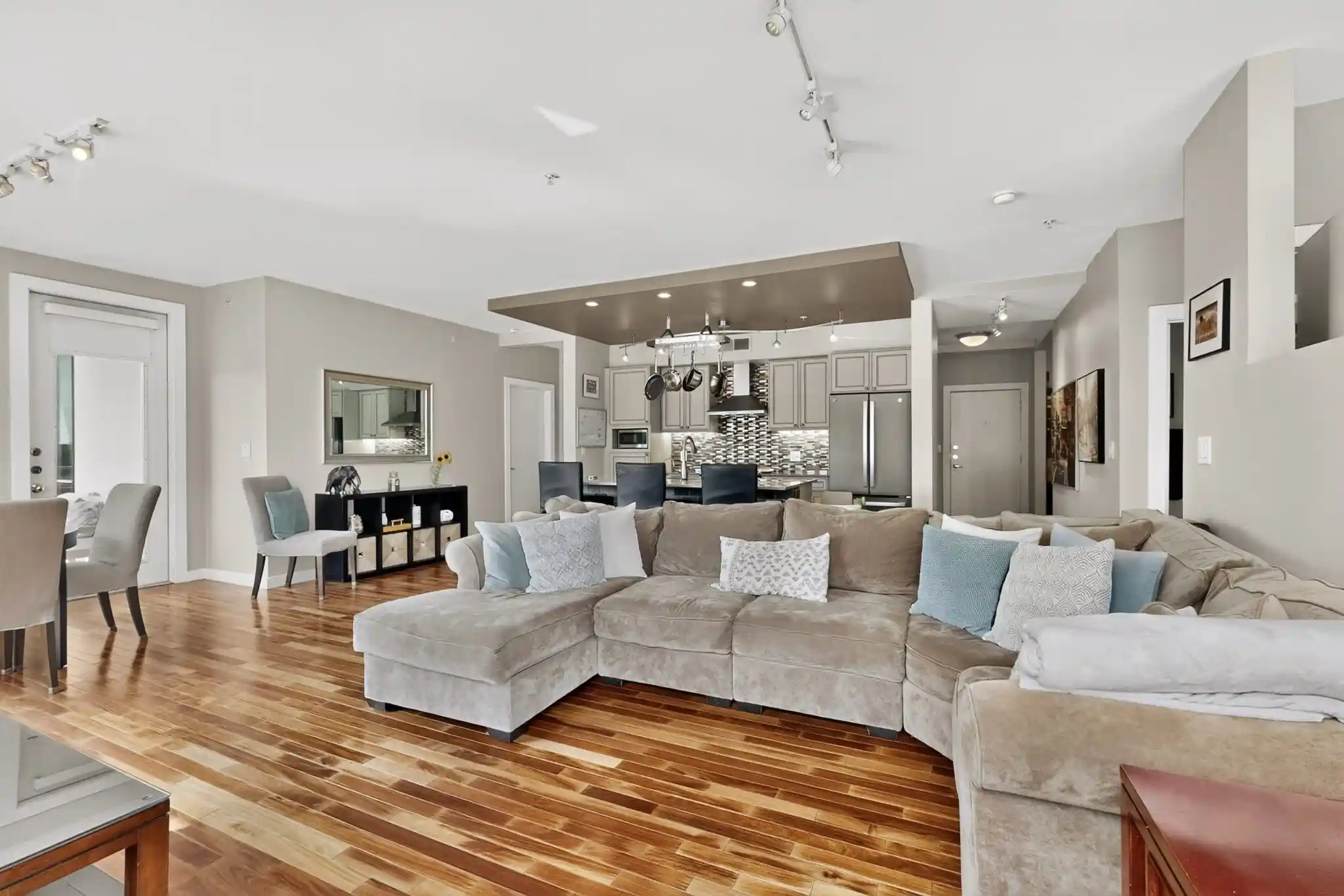 Condo for sale at 4040 N Hall St #201, Dallas, TX 75219 | MLS# 21345684