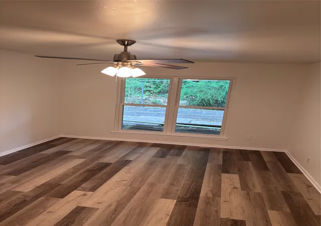 2nd image of 6004 Westridge Ln, Fort Worth, TX 76116
