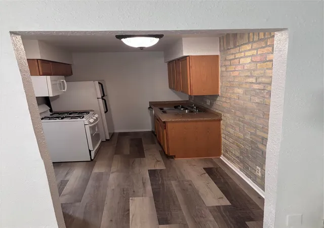 4th image of 6004 Westridge Ln, Fort Worth, TX 76116