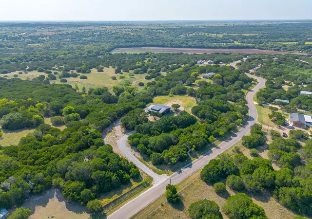 3rd image of 8512 Hilltop Dr, Cleburne, TX 76033 | MLS# 21347954