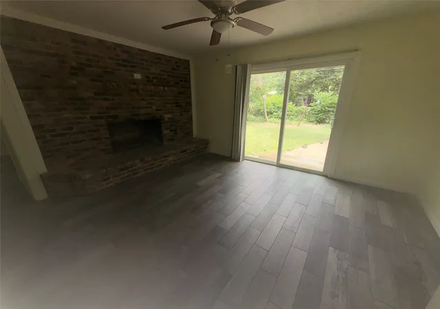 3rd image of 6033 Ramey Ave, Fort Worth, TX 76112 | MLS# 21350245