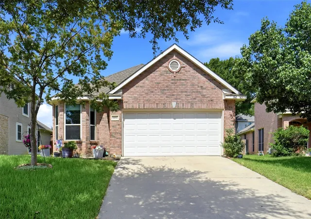 1st image of 6951 Chaco Trl, Fort Worth, TX 76137 | MLS# 21350288