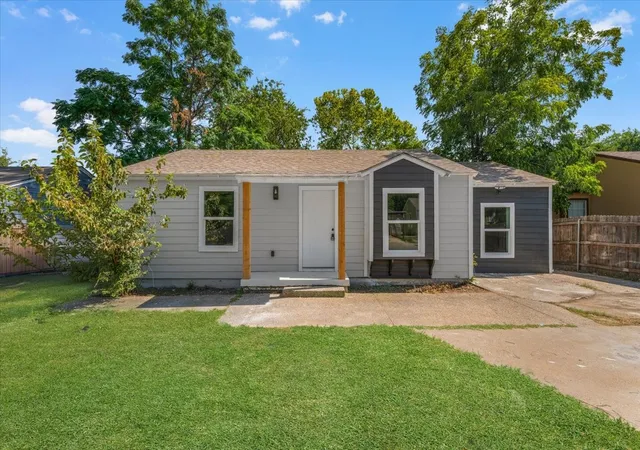 1st image of 3454 Moberly St, Fort Worth, TX 76119 | MLS# 21349095