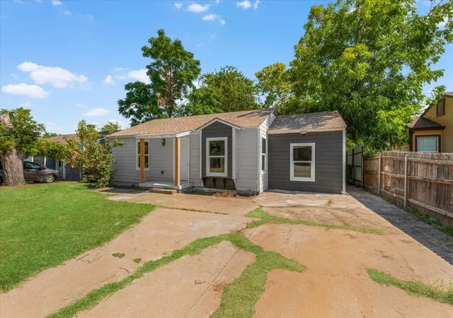 2nd image of 3454 Moberly St, Fort Worth, TX 76119 | MLS# 21349095