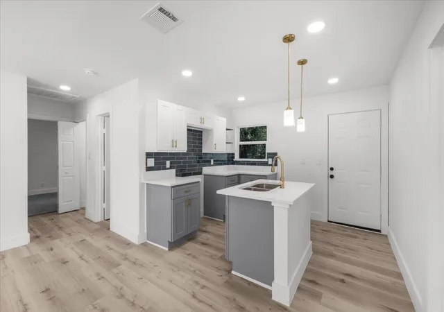 4th image of 3454 Moberly St, Fort Worth, TX 76119 | MLS# 21349095