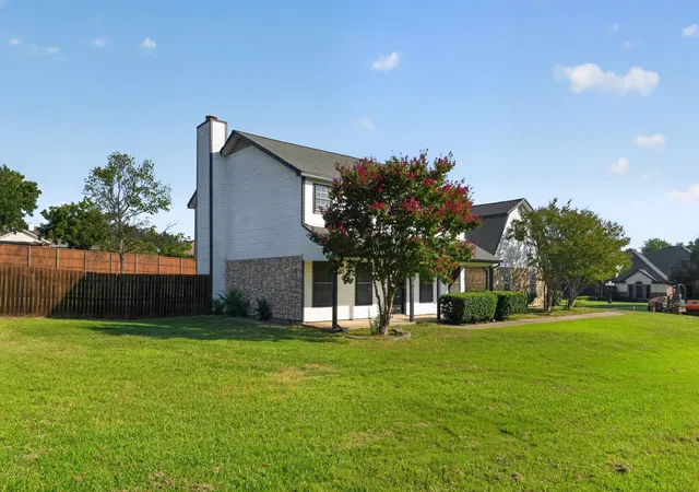 1st image of 2511 Mesquite Valley Rd, Mesquite, TX 75149 | MLS# 21350316
