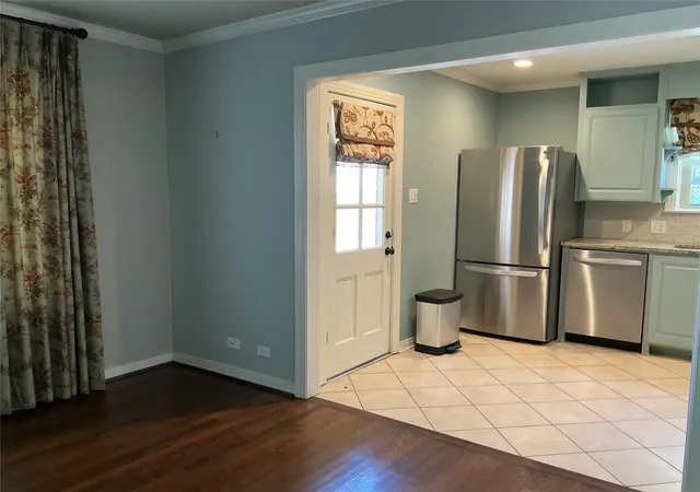 Photo 3 of Single family home for sale at 1818 Maplewood Ave, Corsicana, TX 75110 | MLS# 21347325 | Listing updated on 2026-08-23
