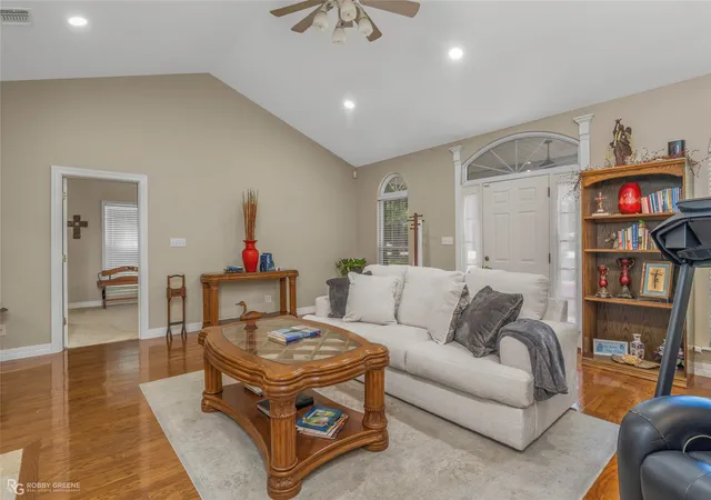 Photo 2 of Single family home for sale at 164 Parker Rd, Haughton, LA 71037 | MLS# 21312084 | Listing updated on 2026-08-30
