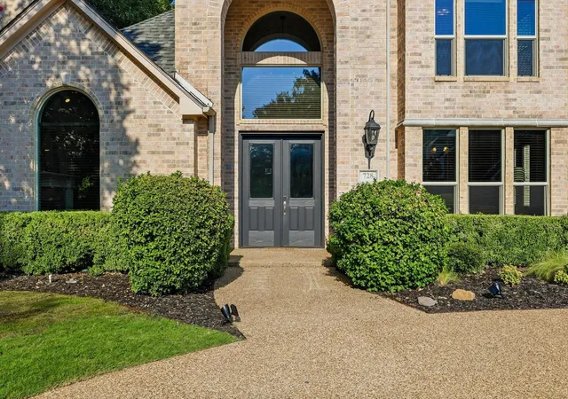 Photo 3 of Single family home for sale at 728 Castle Creek Dr, Coppell, TX 75019 | MLS# 21342520 | Listing updated on 2026-09-26