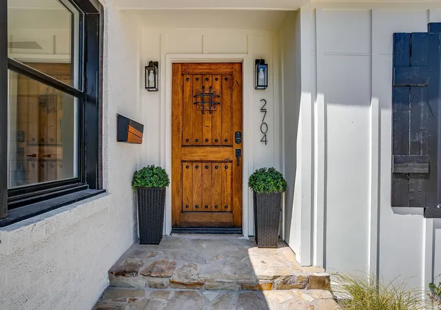 2nd image of 2704 W Biddison St, Fort Worth, TX 76109 | MLS# 21345608