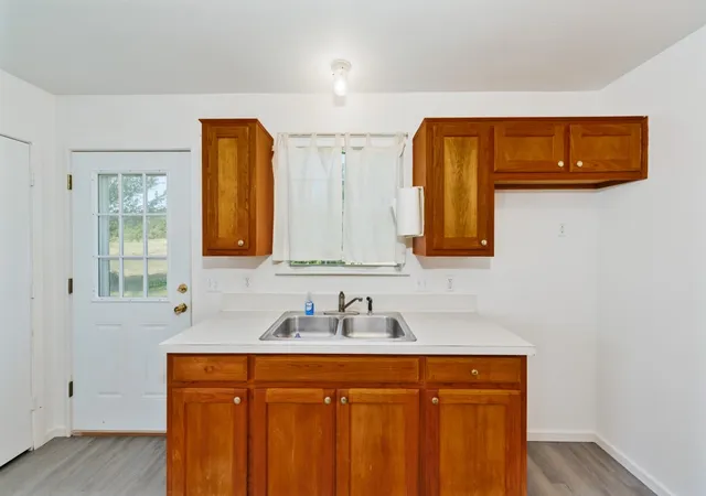 Photo 4 of Single family home for sale at 304 Missouri St, Bowie, TX 76230 | MLS# 21350449 | Listing updated on 2026-08-27