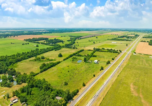 1st image of 000 Hwy 24, Paris, TX 75460 | MLS# 21347210