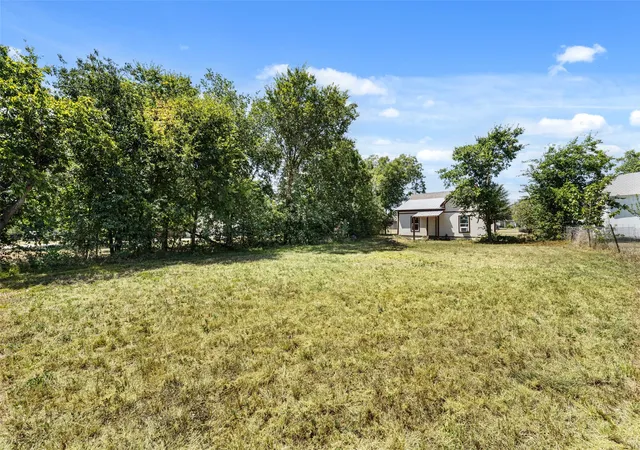15th image of 404 Eagle Dr, Eddy, TX 76524 | MLS# 21341050