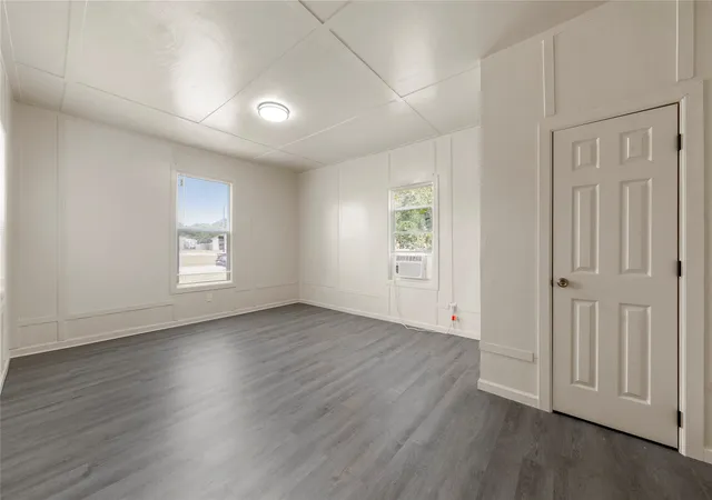 image of 404 Eagle Dr, Eddy, TX 76524 | MLS# 21341050