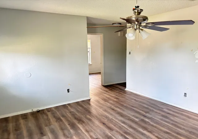 2nd image of 1248 Meriweather Ave, Fort Worth, TX 76115 | MLS# 21348166