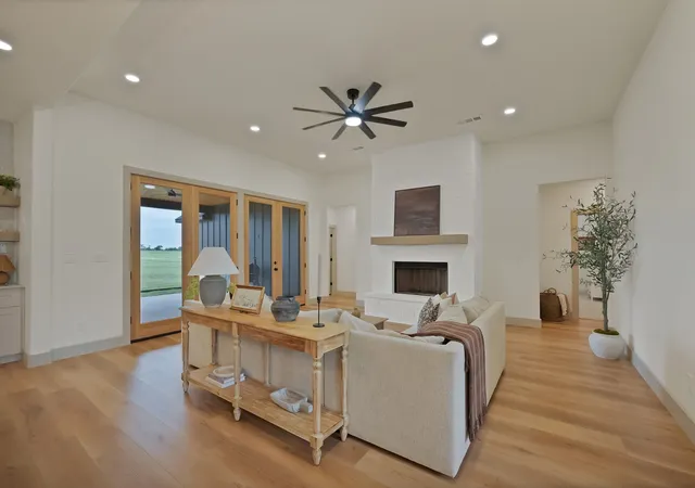 5th image of 664 County Road 379, Decatur, TX 76234 | MLS# 21350400