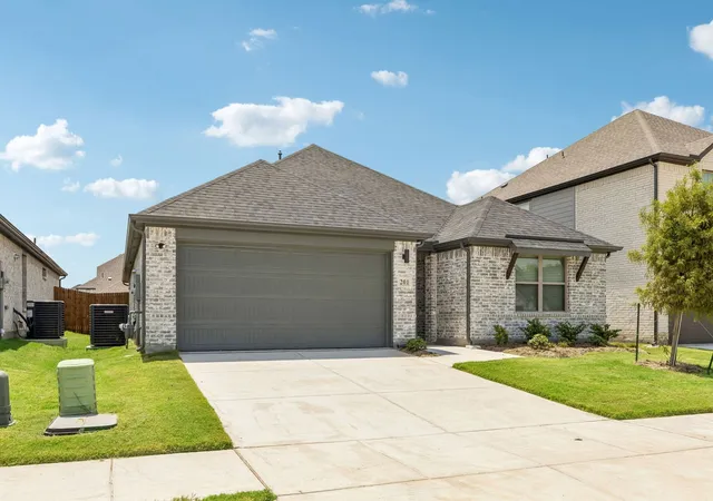 Photo 4 of Sale Pending at 1353 Companero St, Haslet, TX 76052 | MLS# 21350506 | Listing updated on 2026-10-02