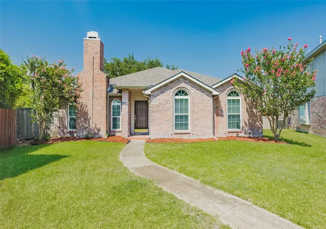 Photo 1 of Sale Pending at 2918 Periwinkle Ct, Garland, TX 75040 | MLS# 21350186 | Listing updated on 2026-08-20