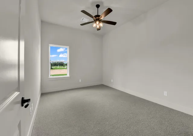 38th image of 305 Wrangler Ct, Weatherford, TX 76088 | MLS# 21350564