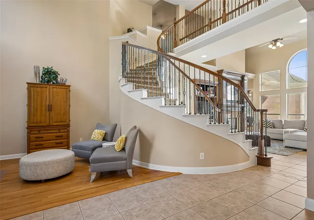 Photo 3 of Sale Pending at 1610 Fairlakes Pointe Dr, Rockwall, TX 75087 | MLS# 21342906 | Listing updated on 2026-08-21