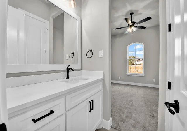 39th image of 213 Desperado Ct, Weatherford, TX 76088 | MLS# 21350573