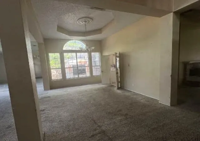 Photo 4 of Sale Pending at 1108 Kensington Dr, De Soto, TX 75115 | MLS# 21350600 | Listing updated on 2026-08-31