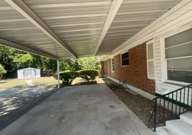 4th image of 2125 Ridgeview St, Fort Worth, TX 76119 | MLS# 21350619