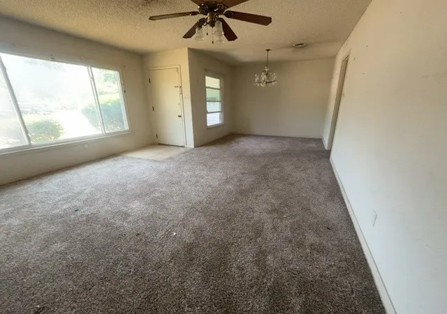 5th image of 2125 Ridgeview St, Fort Worth, TX 76119 | MLS# 21350619