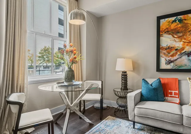4th image of 411 W 7Th St #302, Fort Worth, TX 76102 | MLS# 21348077
