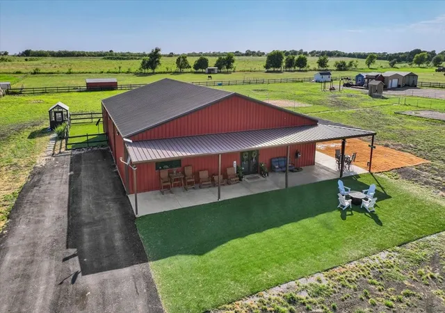 Photo 3 of Single family home for sale at 201 Private Road 107, Blum, TX 76627 | MLS# 21350636 | Listing updated on 2026-08-19