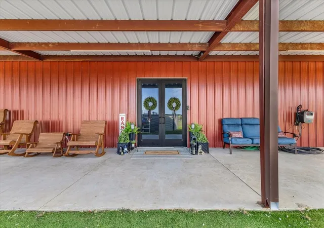 Photo 4 of Single family home for sale at 201 Private Road 107, Blum, TX 76627 | MLS# 21350636 | Listing updated on 2026-08-19