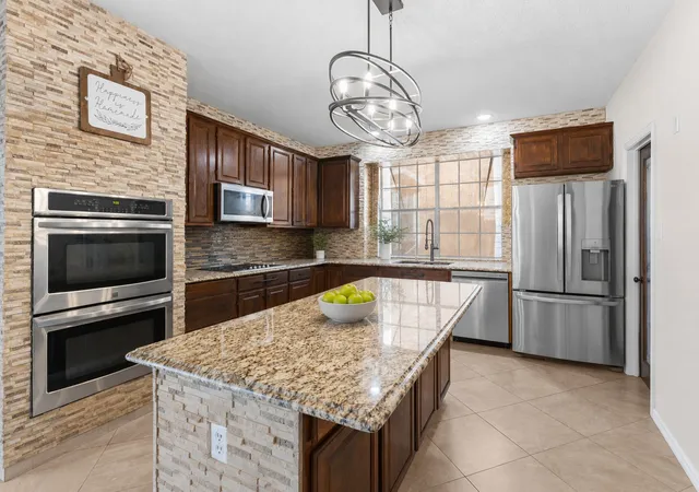 2nd image of 2504 Hackberry Pl, Plano, TX 75025 | MLS# 21349583