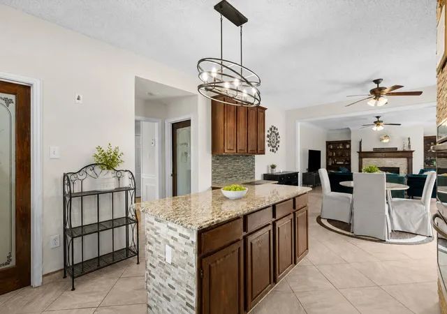 3rd image of 2504 Hackberry Pl, Plano, TX 75025 | MLS# 21349583