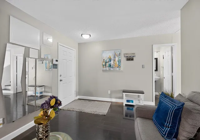 4th image of 5403 Maverick Dr, Grand Prairie, TX 75052 | MLS# 21347579
