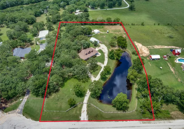 38th image of 412 Paradise Canyon Cir, Paradise, TX 76073 | MLS# 21350672
