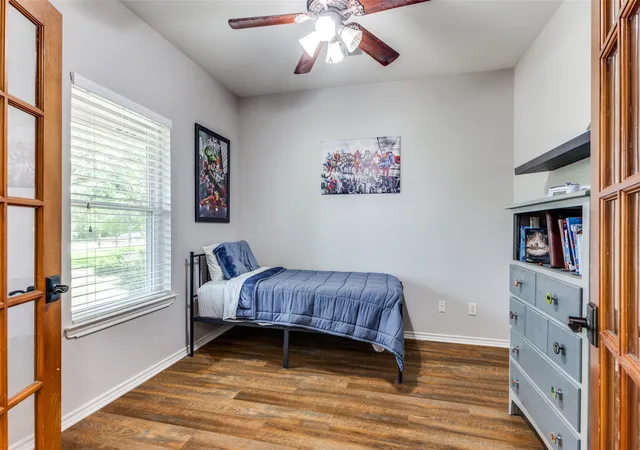Photo 3 of Single family home for sale at 412 Paradise Canyon Cir, Paradise, TX 76073 | MLS# 21350672 | Listing updated on 2026-09-21