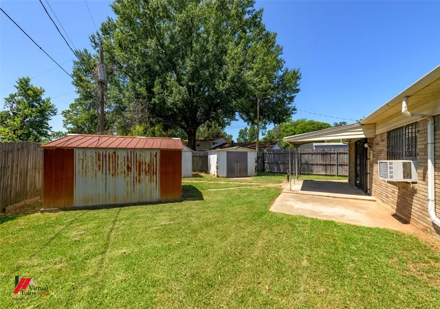 39th image of 1404 Holiday Pl, Bossier City, LA 71112 | MLS# 21348298