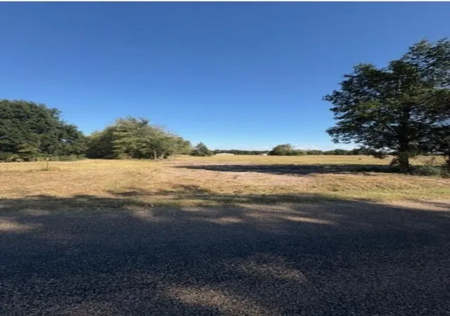 Photo 1 of Land for sale at 111 County Road 111, Kaufman, TX 75142 | MLS# 21348632 | Listing updated on 2026-08-05