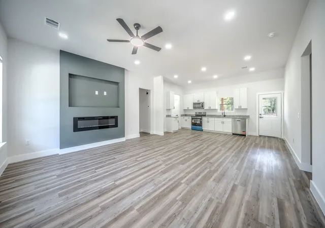 3rd image of 4860 La Prada, Malakoff, TX 75148 | MLS# 21350315