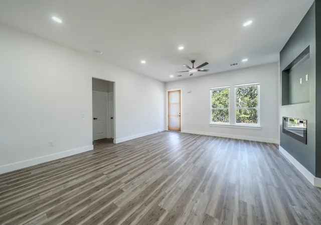4th image of 4860 La Prada, Malakoff, TX 75148 | MLS# 21350315