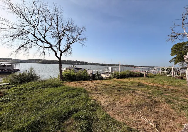2nd image of 223 Avolyn Dr, Brownwood, TX 76801 | MLS# 21350723